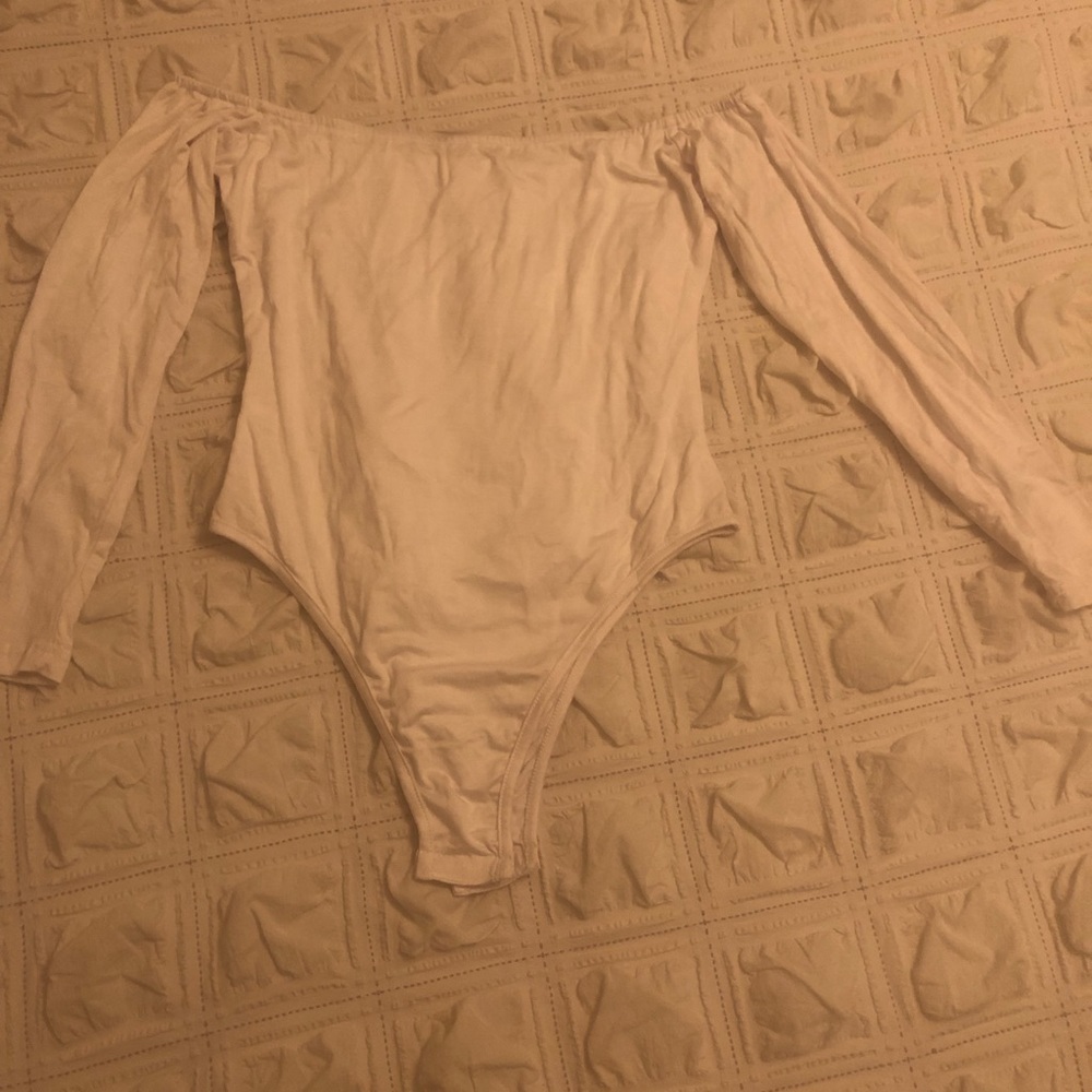 White long sleeve off the shoulder / Never worn